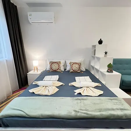 Santorini Modern And Cosy Near Unss And Nsa W Wifi Sofia